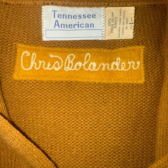💰True Vintage 💰V Neck Letterman Sweater with Pins!
1950’s/1960’s Mustard Color - Picture 3 of 8